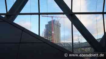 Mit der Abrissbirne durch die Stadt – was wird aus dem Elbtower?