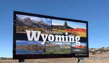 Wyoming Reacts To New State Welcome Sign
