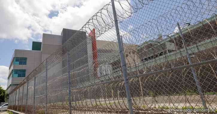 US-Behörden suchen Geflohene nach Gefängnisausbruch