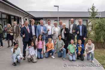 Stedelijke basisschool De Brug zit volledig in het nieuw