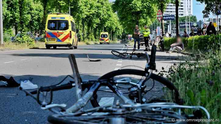 Auto rijdt door rood en schept meisje (15) en jongen (18)