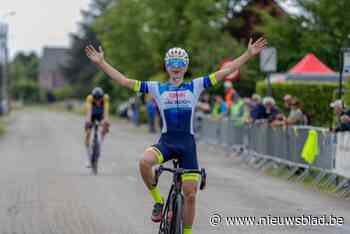 ALLE WINNAARS VAN HET WEEKEND IN HET VLAAMSE AMATEURWIELRENNEN. Veldrijder mag juichen in Geel, jury duidt eerst foute coureur aan voor derde plaats