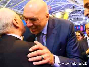 "Sta banda di co**ioni", De Luca e lo scambio di battute con Crosetto