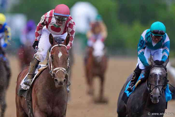 Journalism comes from behind to win the Preakness 2 weeks after finishing 2nd in the Kentucky Derby