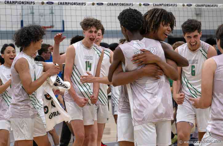 Kennedy volleyball relies on survival skills to beat Esperanza in D5 final