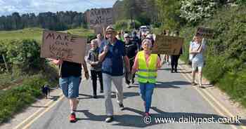 'Absolute robbery' claim over radical measures for iconic North Wales beach
