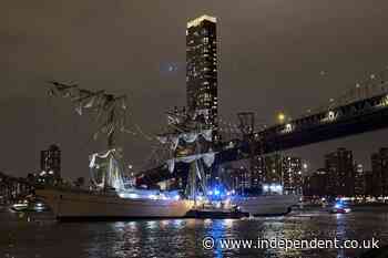 Brooklyn Bridge ship crash live: Two dead and 19 injured after Mexican navy vessel hits New York City landmark