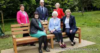 On This Day: Watford FC legend Graham Taylor’s bench unveiled in Cassiobury Park
