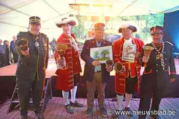 Patrick (63) ‘Mommens’ is nieuwe belleman van bosgemeente