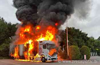 FW Moers: LKW und Kleintransporter brennen auf Hotelparkplatz / Stadtteil und Hotel ohne Strom