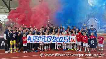 Bierdusche, Rauchbomben und Schale – so feiert der MTV Wolfenbüttel