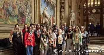 Hull’s young climate champions visit Westminster to meet with Floods Minister