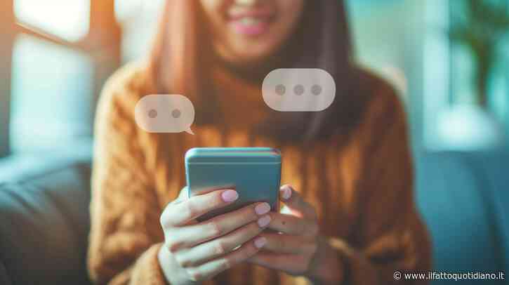 “Il tuo partner può accedere al tuo telefono per spiarti e può farlo in maniera nascosta. Ma tu puoi accorgertene. Ecco come”: il parere dell’esperto
