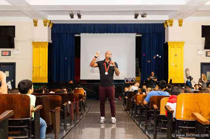 Olympic medalists hold swim safety event at Bronx School