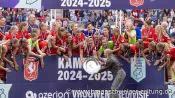 Eine VfL-Fußballerin darf doch über eine Meisterschaft jubeln