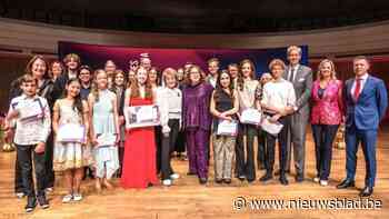 Akari (12) uit Vroenhoven wint prestigieuze wedstrijd in Den Haag: “Het was heel spannend, maar ik heb echt kunnen genieten”