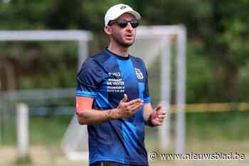 Michiel De Pelsmaeker gooit na degradatie van Wilskracht Hofstade de handdoek als trainer: “Misschien trek ik zelf de schoenen opnieuw aan”