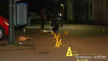 Täter flüchtig: Fußgänger in Duisburg überfahren