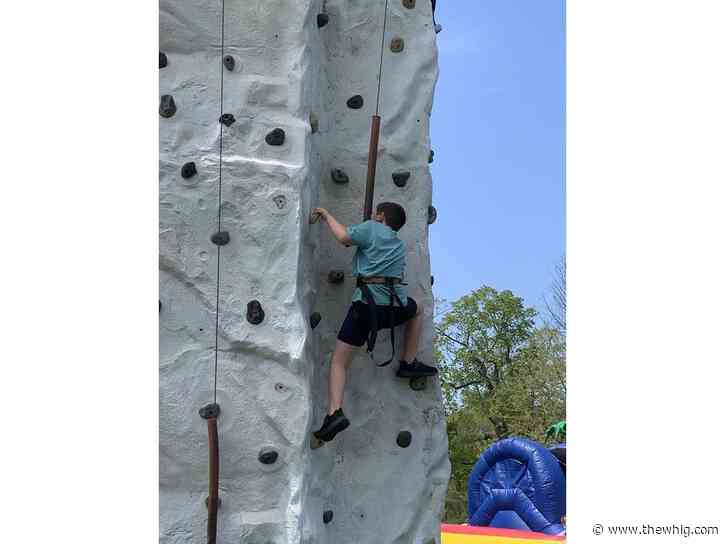 Spring showers couldn't stop Spring into Summer at Lake Ontario Park