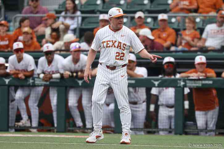 Texas moves up in national rankings, but not back to the top after SEC regular season title