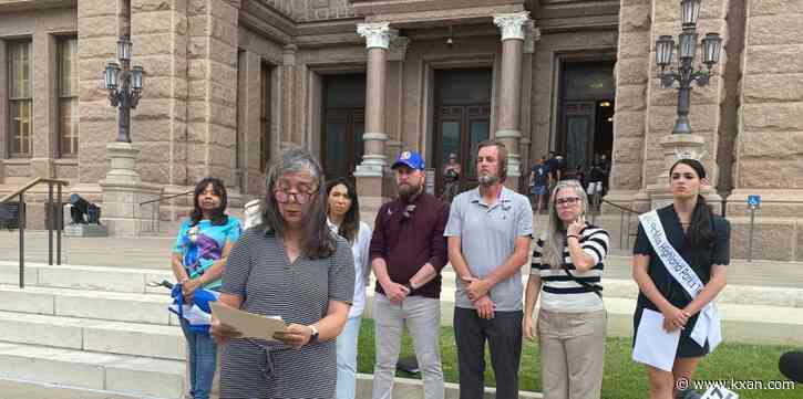 Survivors urge Texas lawmakers to close sexual assault loophole before bill dies