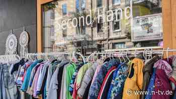 Vor allem Kleidung und Bücher: Immer mehr Menschen kaufen Secondhand