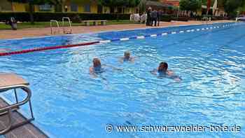 Freibad in Bad Wildbad: 94-Jähriger unter den ersten  Badegästen