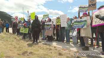 Protest over Grassy Mountain coal mine approval in southern Alberta