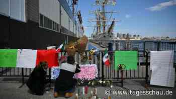 Schiffsunglück in New York: Antriebsprobleme könnten Ursache sein