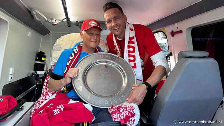 Laatste wens van PSV-fan Harm (58) gaat in vervulling: 'Mooi, echt mooi'