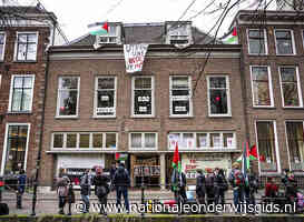 Politie houdt bij bezetting pand Universiteit Utrecht 49 demonstranten aan