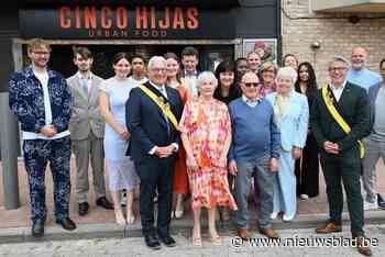Willy en Louisette klinken op diamanten huwelijk
