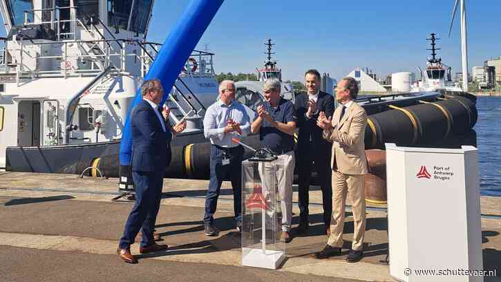 Eerste elektrische sleepboot van Europa vaart in Antwerpse haven