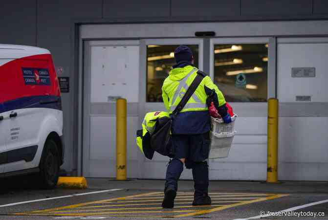 In the news today: Canada Post workers poised to strike Friday