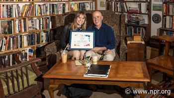 This award-winning podcast explores finding happiness as a young, single person