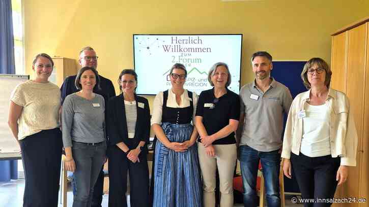 Gemeinsam für eine würdevolle Begleitung am Lebensende - Erfolgreiches Forum der Hospiz- und Palliativregion
