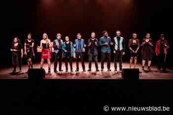Uniek theaterproject met anderstalige zangers sluit indrukwekkende tournee af: “Bijna 75 optredens in zes landen voor in totaal 20.000 toeschouwers”