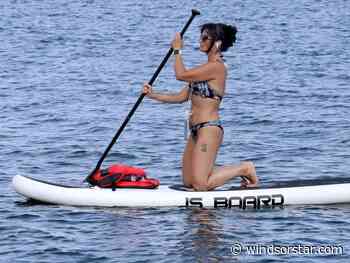 OPP charge Windsor paddleboarder on Detroit River for not having life jacket