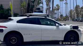 Weiße Geisterautos prägen Straßenbild von Los Angeles