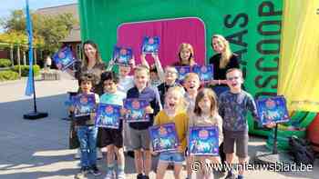 Leerlingen van BuSo Berkenbeek  genieten van film en voorleessessie van Metejoor in opblaasbioscoop: “Kinderen warm maken voor boeken”
