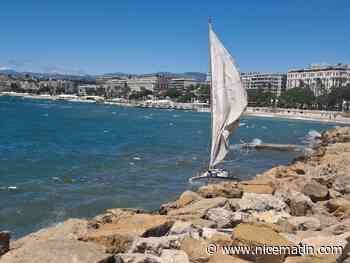Un voilier s’échoue contre une digue sur la Croisette à Cannes, un périmètre de sécurité mis en place