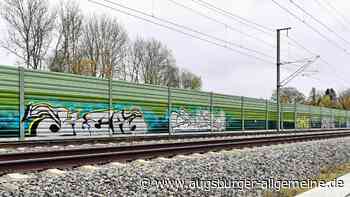 Unbekannte beschädigen Lärmschutzwand in Augsburg