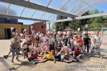 Basisschool De Kiem krijgt jury Groene Speelplaats op bezoek: “Ze hebben ons een prachtig groen verhaal verteld”