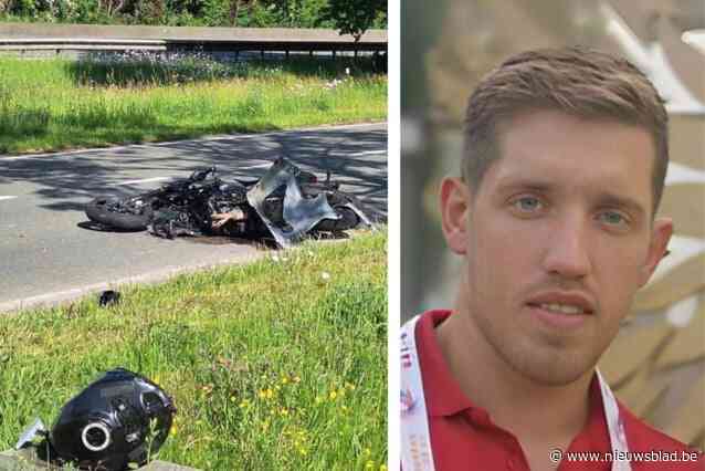 Brandweerman Steve (37) laat vrouw en twee kindjes achter na motorongeval op gevaarlijk kruispunt: “Je verwacht niet dat je opstaat en plots in een nachtmerrie belandt”