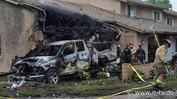 "Riesiges Trümmerfeld": Kleinflugzeug verwüstet Wohngebiet in San Diego