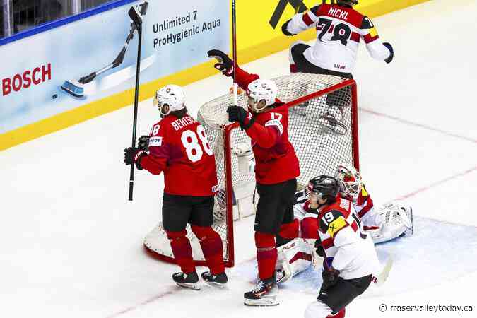 US beats Finland 5-2 to reach semifinals at ice hockey worlds