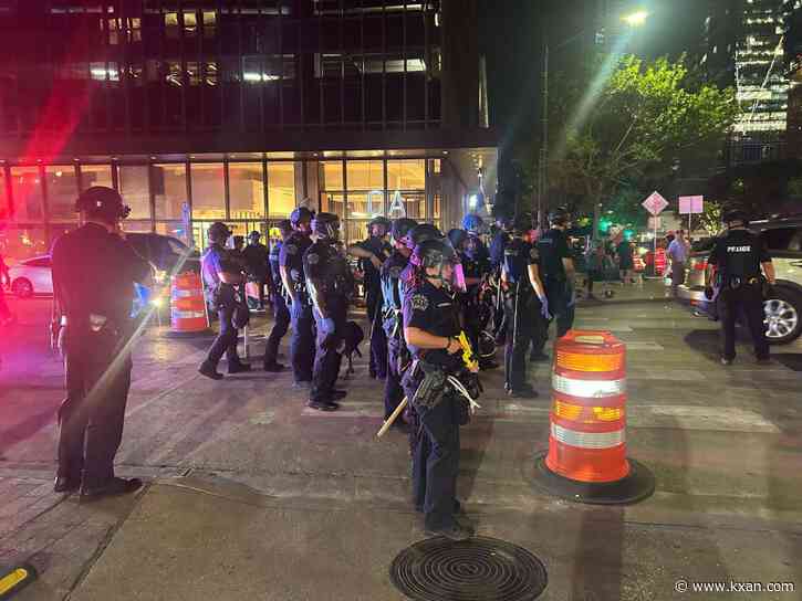 APD: 8 people arrested, 4 officers injured after anti-ICE protest downtown