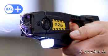 Polizei Niedersachsen nach dem Axtangriff in Hannover Wie funktionieren Taser