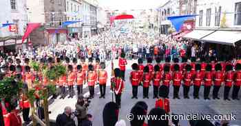 Coldstream Guards make symbolic return to their roots in Berwick to mark 375th anniversary