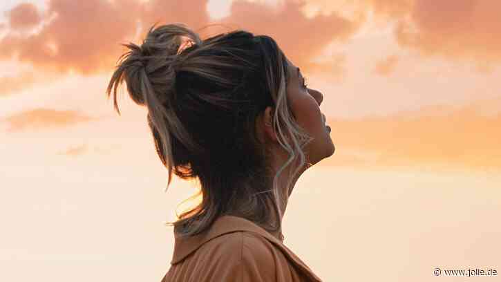 Erdbeermond am 11. Juni: 3 Sternzeichen werden ihren emotionalen Ballast endlich los